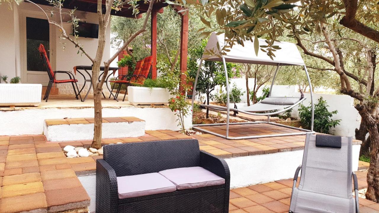 House Oliva With Private Pool And Large Garden Stari Grad (Hvar) Exterior foto