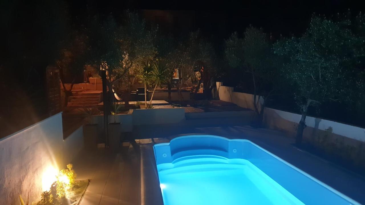 House Oliva With Private Pool And Large Garden Stari Grad (Hvar) Exterior foto
